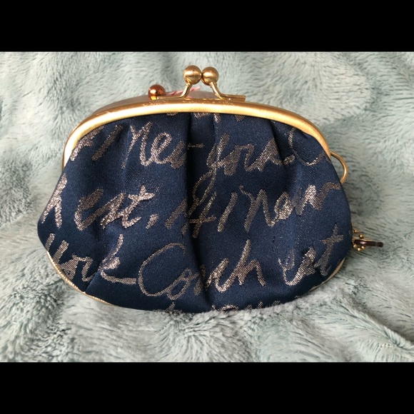 coach wallet - Picture 2 of 7